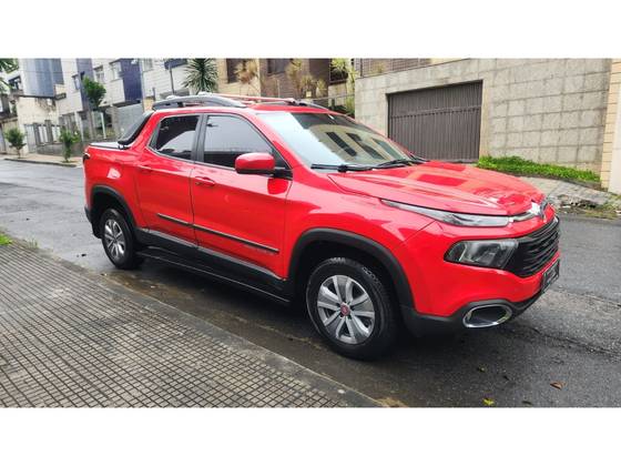 FIAT TORO 1.8 16V EVO FLEX FREEDOM AT6 FIAT TORO 1.8 16V EVO FLEX FREEDOM AT6